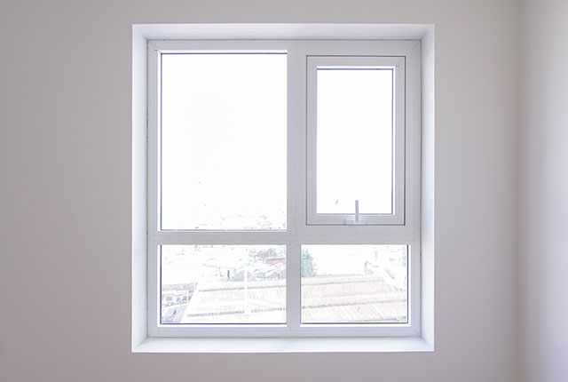 Thi công lắp đặt cửa sổ căn hộ tầng 20 block A