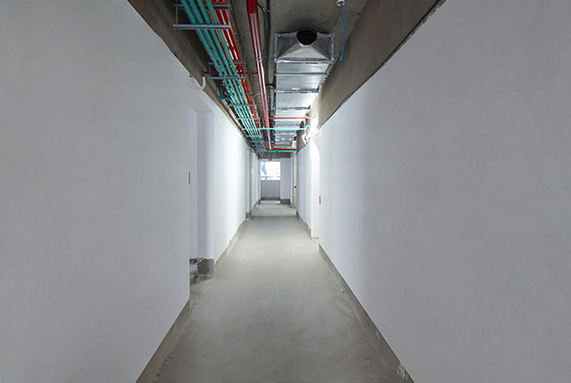 Bả sơn matit hành lang căn hộ từ tầng 5 đến tầng 20 Block A1, Block A2, Block B và Block C
