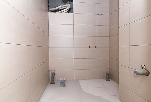 Ốp lát WC từ tầng 6 đến tầng 9 block Glory